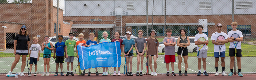 Participants and coaches from our 2023 summer program!